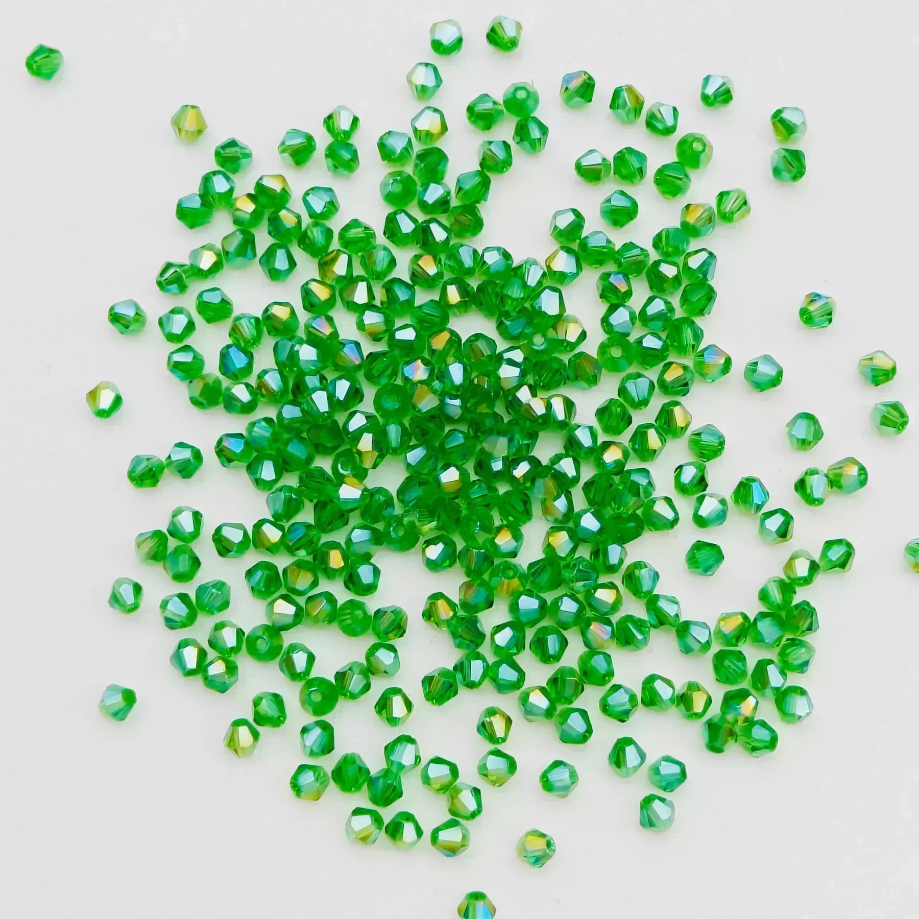 100PCS 4MM Shiny Faceted Austria Crystal Beads Bicone Beads Loose Spacer Beads for Jewelry Making DIY Bracelet Necklace Pendant
