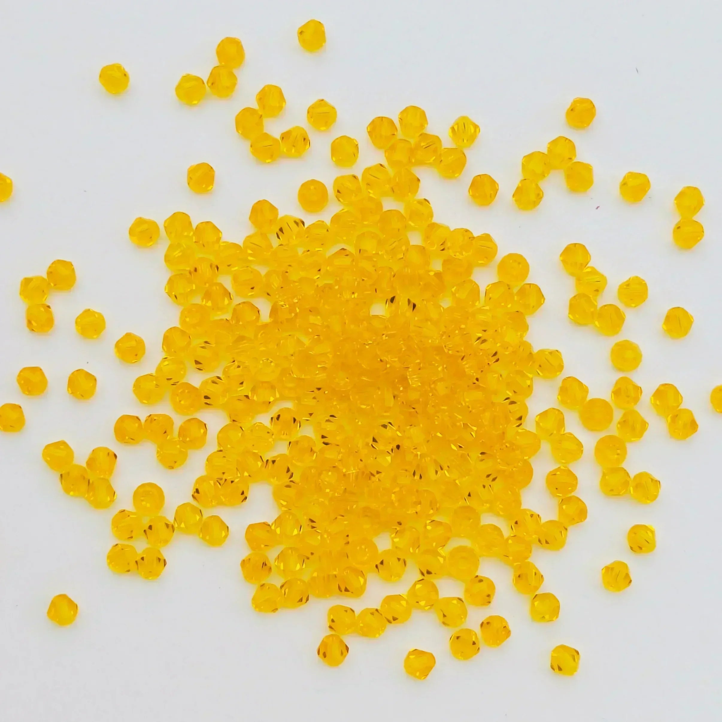 100PCS 4MM Shiny Faceted Austria Crystal Beads Bicone Beads Loose Spacer Beads for Jewelry Making DIY Bracelet Necklace Pendant