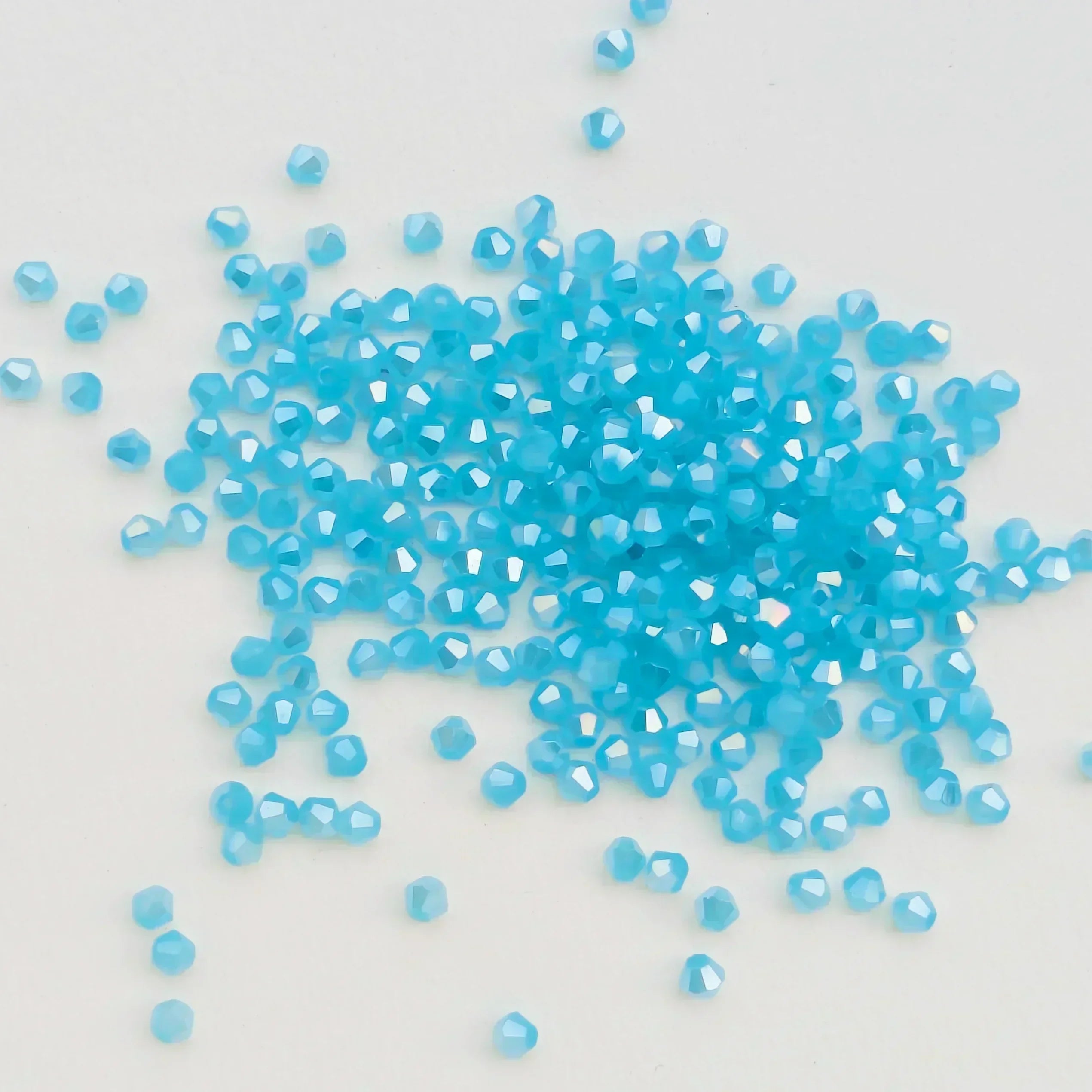100PCS 4MM Shiny Faceted Austria Crystal Beads Bicone Beads Loose Spacer Beads for Jewelry Making DIY Bracelet Necklace Pendant