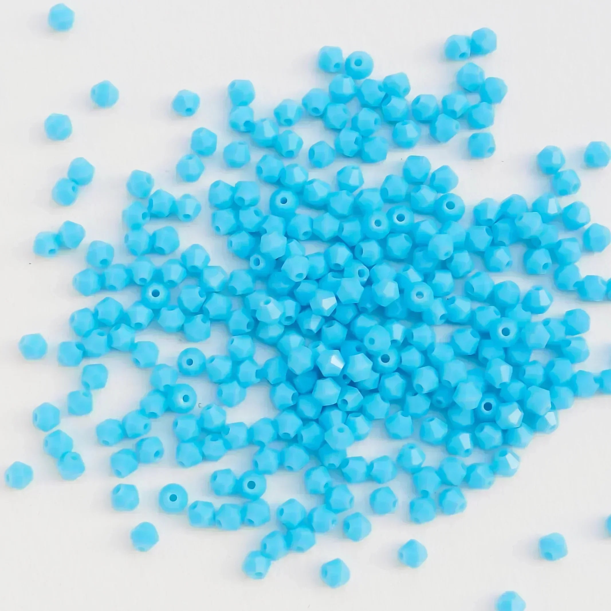 100PCS 4MM Shiny Faceted Austria Crystal Beads Bicone Beads Loose Spacer Beads for Jewelry Making DIY Bracelet Necklace Pendant