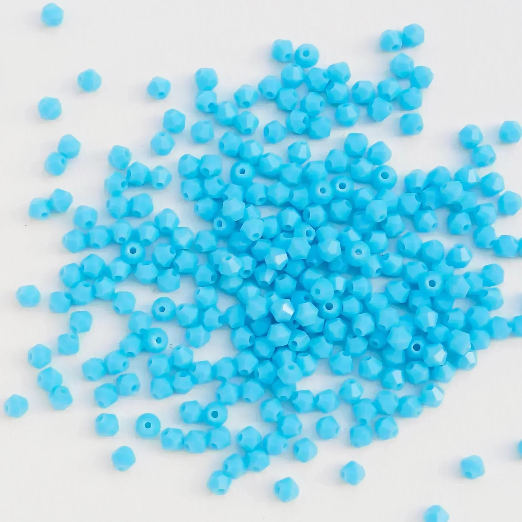 100PCS 4MM Shiny Faceted Austria Crystal Beads Bicone Beads Loose Spacer Beads for Jewelry Making DIY Bracelet Necklace Pendant