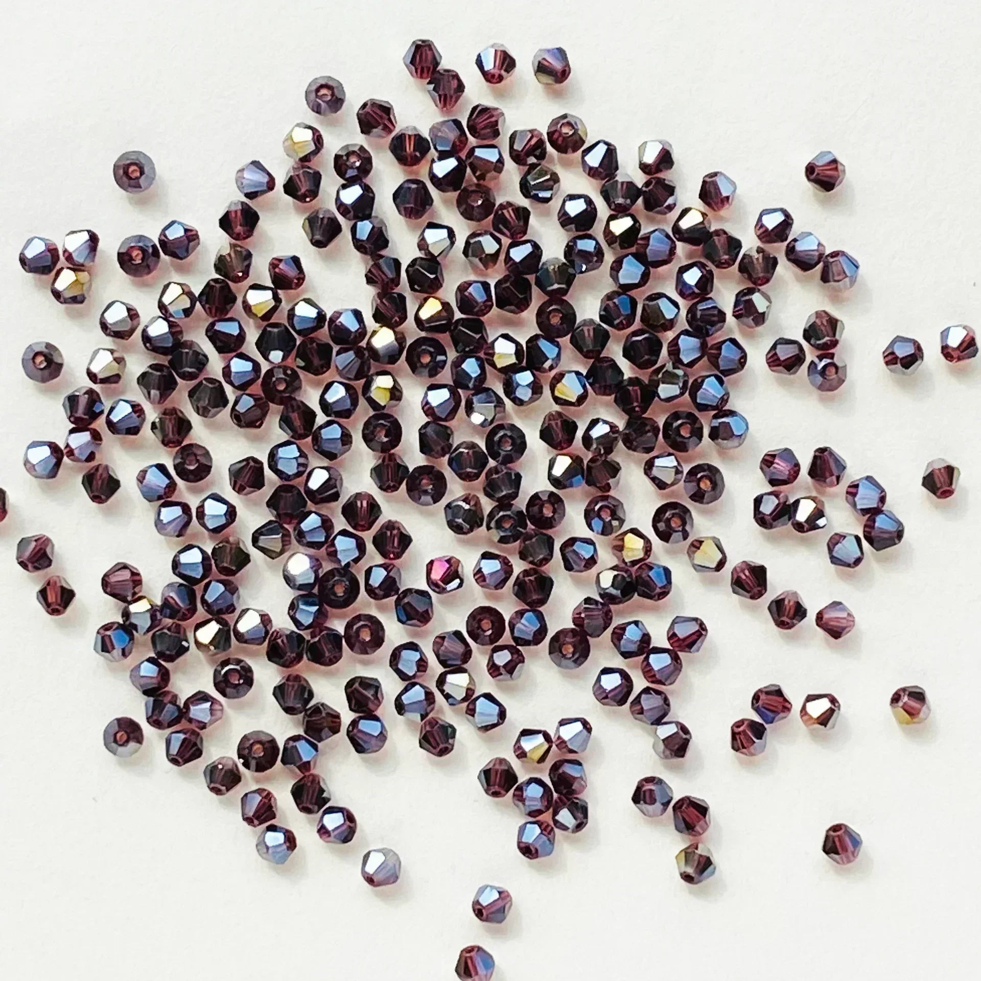 100PCS 4MM Shiny Faceted Austria Crystal Beads Bicone Beads Loose Spacer Beads for Jewelry Making DIY Bracelet Necklace Pendant