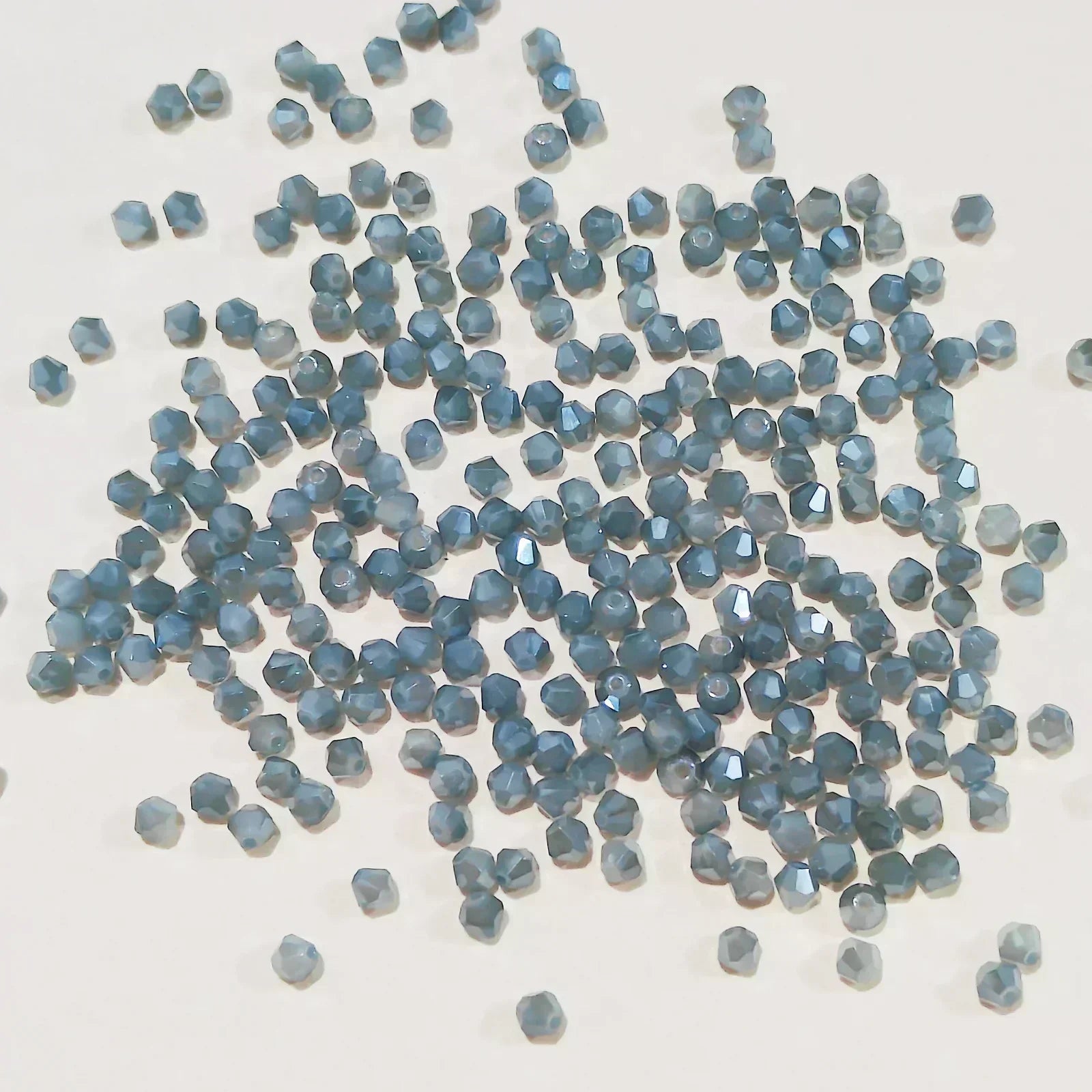 100PCS 4MM Shiny Faceted Austria Crystal Beads Bicone Beads Loose Spacer Beads for Jewelry Making DIY Bracelet Necklace Pendant