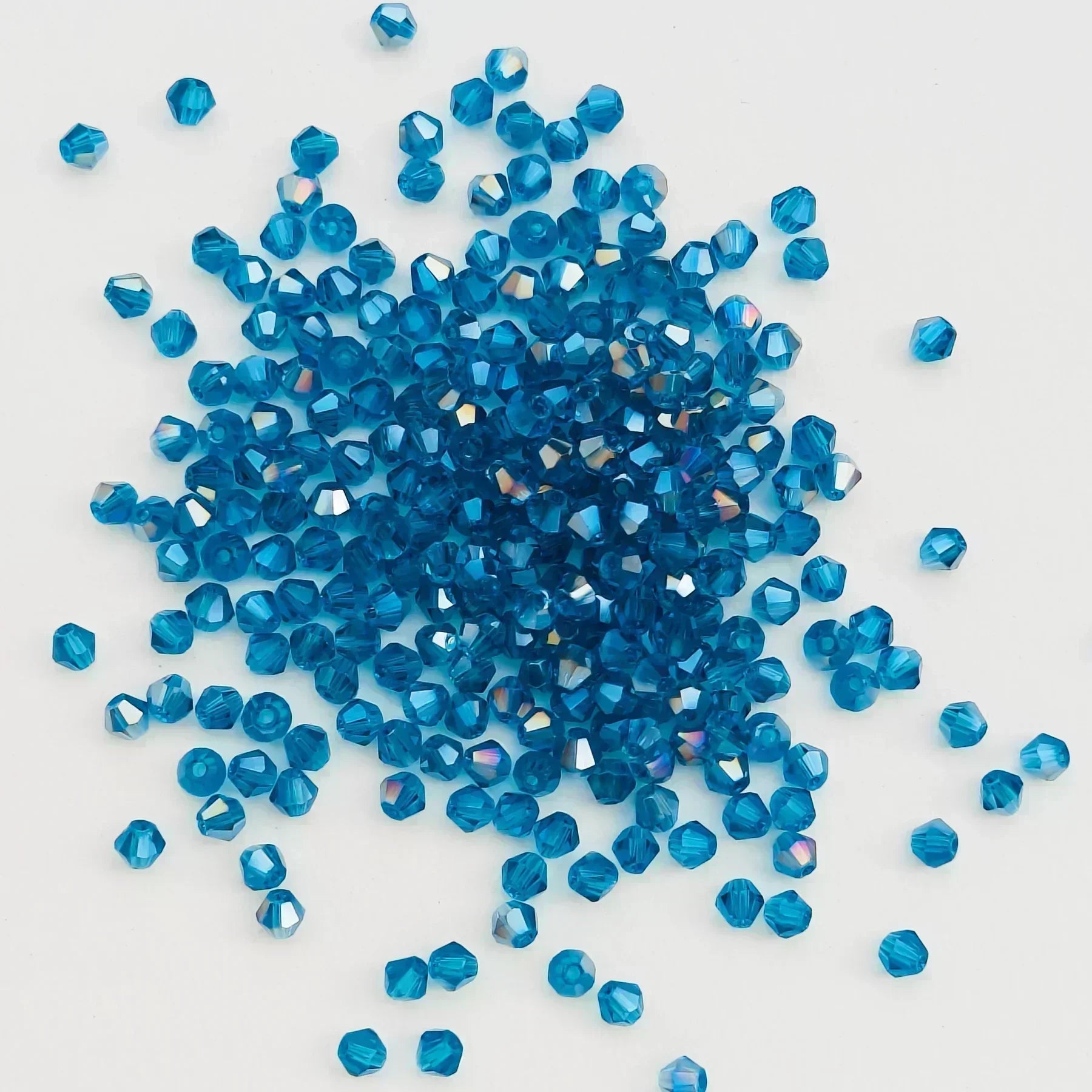 100PCS 4MM Shiny Faceted Austria Crystal Beads Bicone Beads Loose Spacer Beads for Jewelry Making DIY Bracelet Necklace Pendant