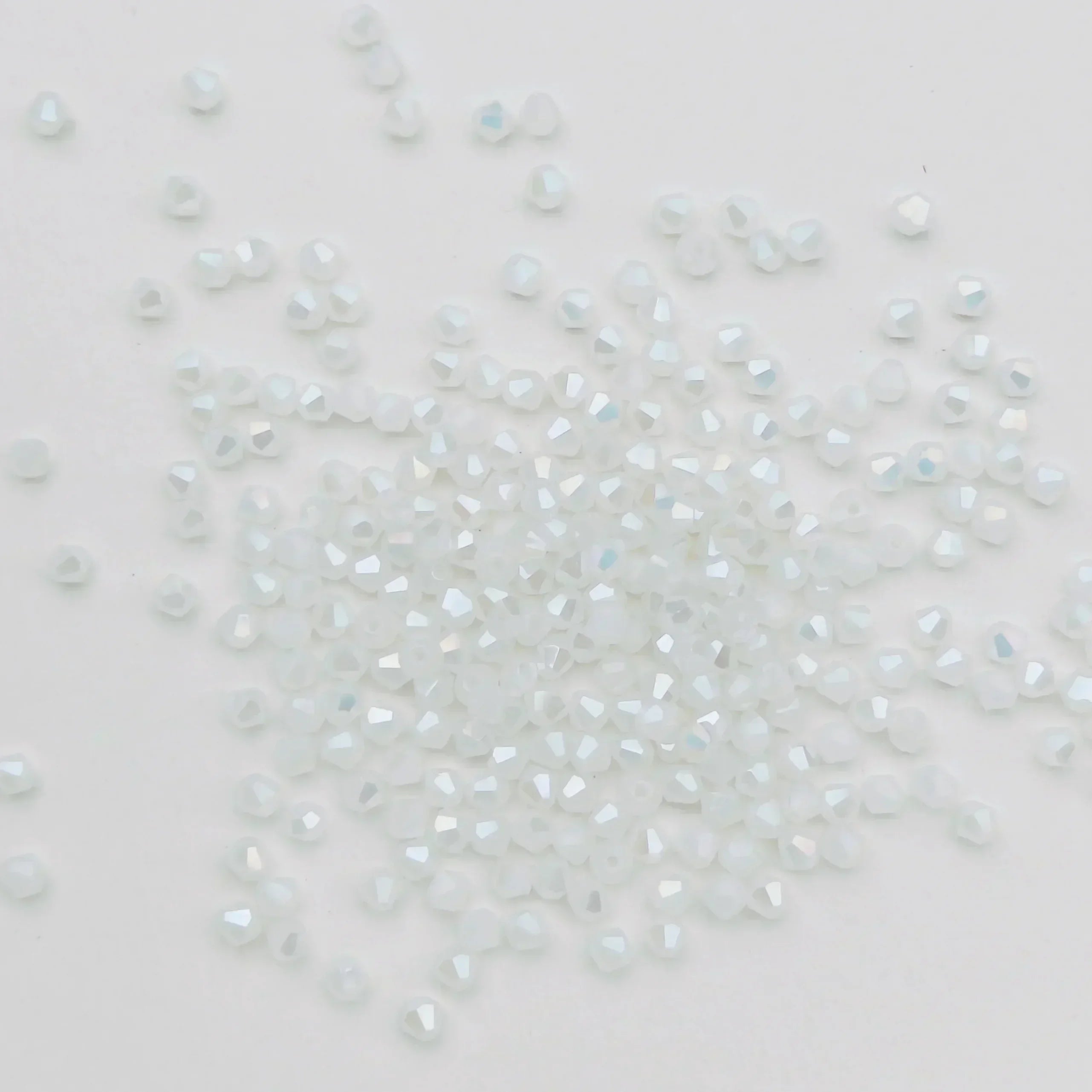 100PCS 4MM Shiny Faceted Austria Crystal Beads Bicone Beads Loose Spacer Beads for Jewelry Making DIY Bracelet Necklace Pendant